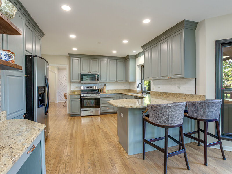587 Partridge Drive West Chicago IL 60185