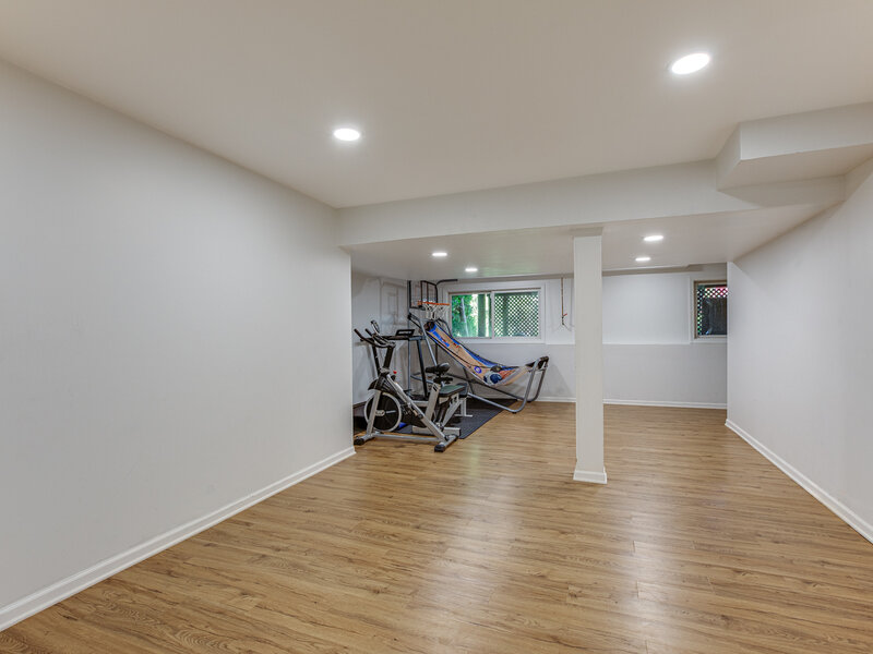 587 Partridge Drive West Chicago IL 60185