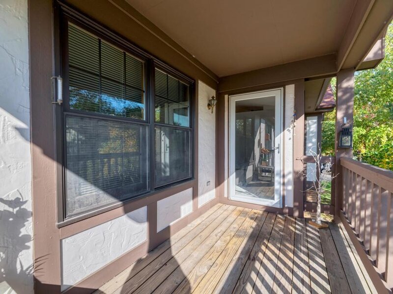 216 Stoneybrook Lane Bloomingdale IL 60108