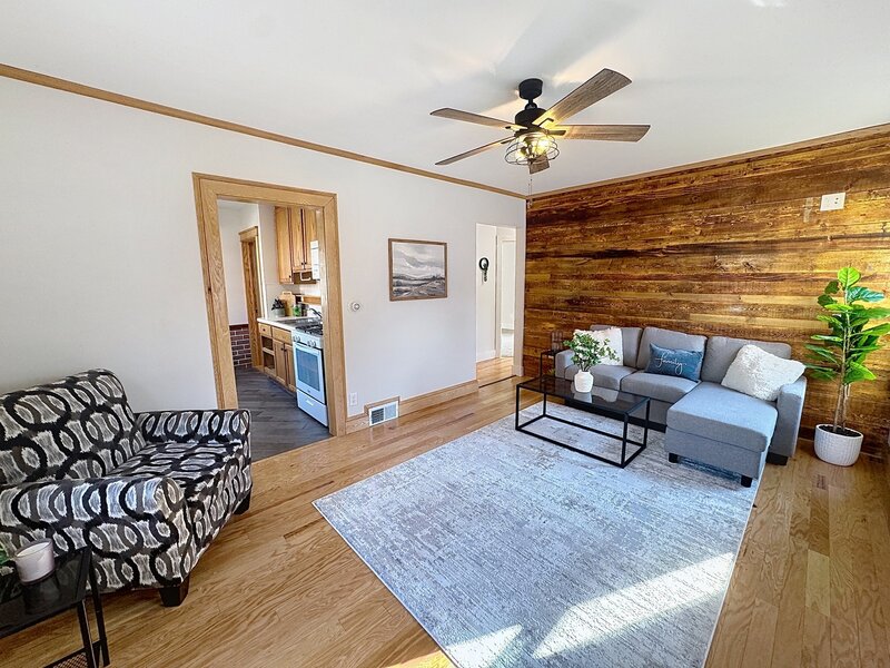 1204 29th Avenue Court Moline IL 61265