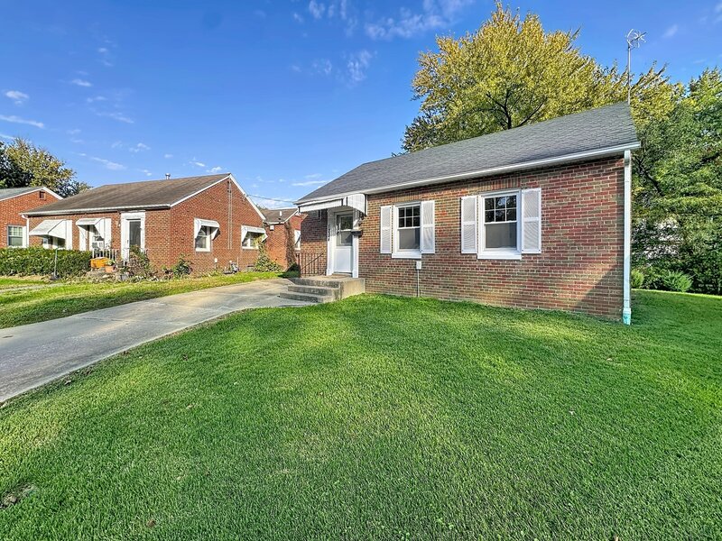 1204 29th Avenue Court Moline IL 61265