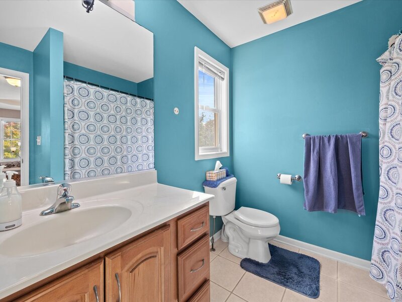 24 Hilltop Lane South Elgin IL 60177