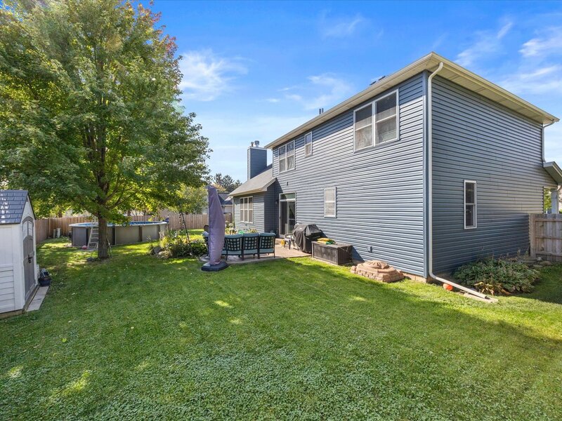 24 Hilltop Lane South Elgin IL 60177