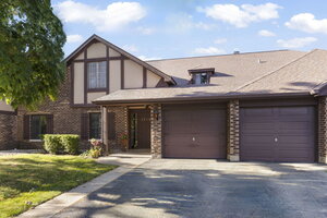 Photo of 1712 Lakecliffe Drive Wheaton IL 60189