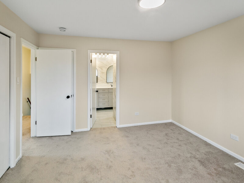 5916 W 127th Street Alsip IL 60803