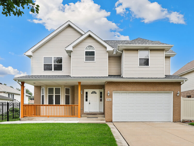 8542 Latrobe Avenue Burbank IL 60459