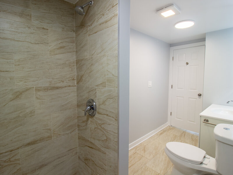 19109 Wentworth Avenue Lansing IL 60438