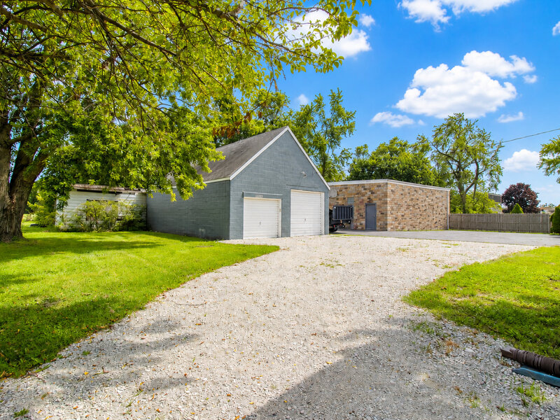 19109 Wentworth Avenue Lansing IL 60438