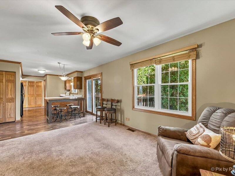 1253 Evergreen Drive Carol Stream IL 60188
