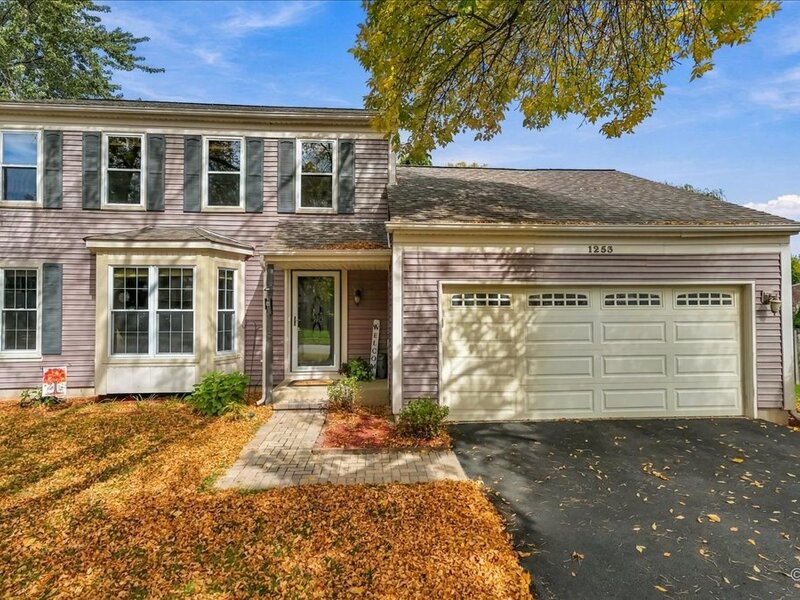 1253 Evergreen Drive Carol Stream IL 60188