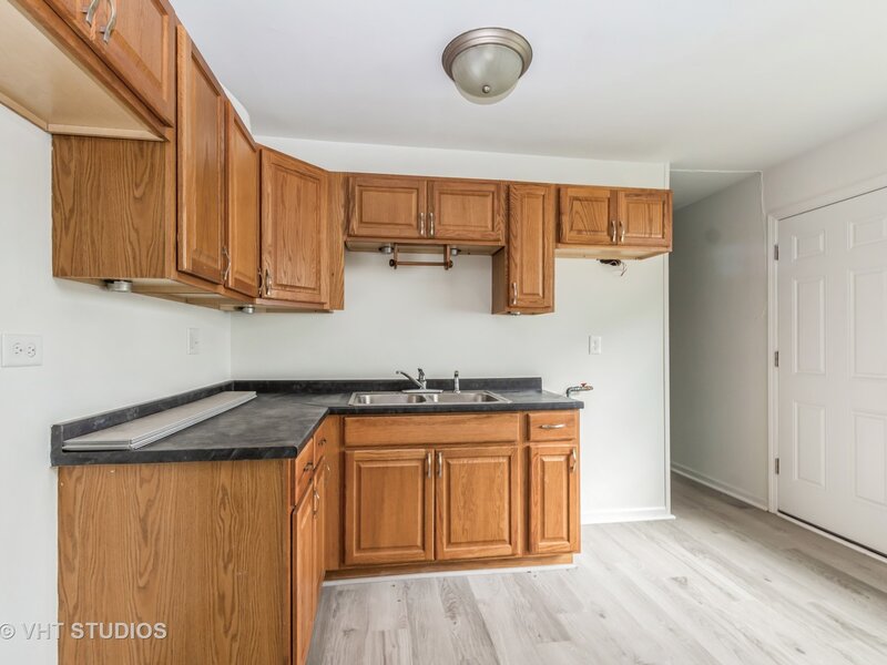 352 Boston Street Chicago Heights IL 60411