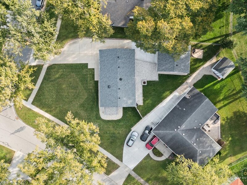 1831 Wedgewood Lane Schaumburg IL 60193