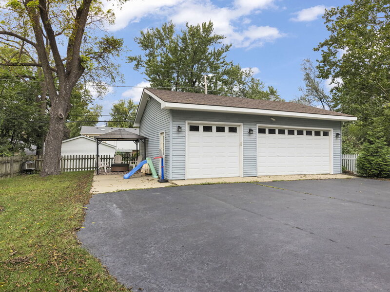 2058 Maple Road Homewood IL 60430