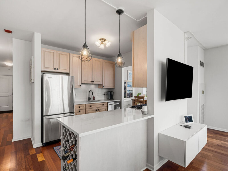 645 N Kingsbury Street Chicago IL 60654