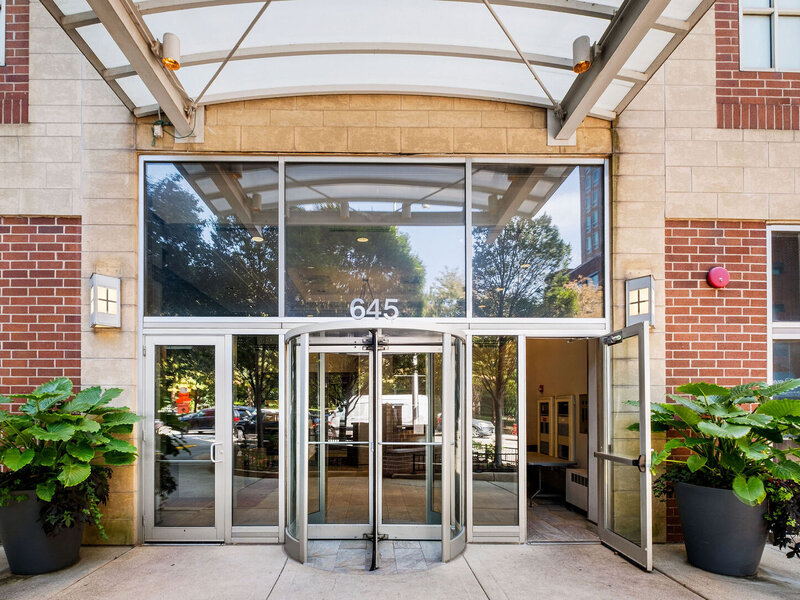 645 N Kingsbury Street Chicago IL 60654