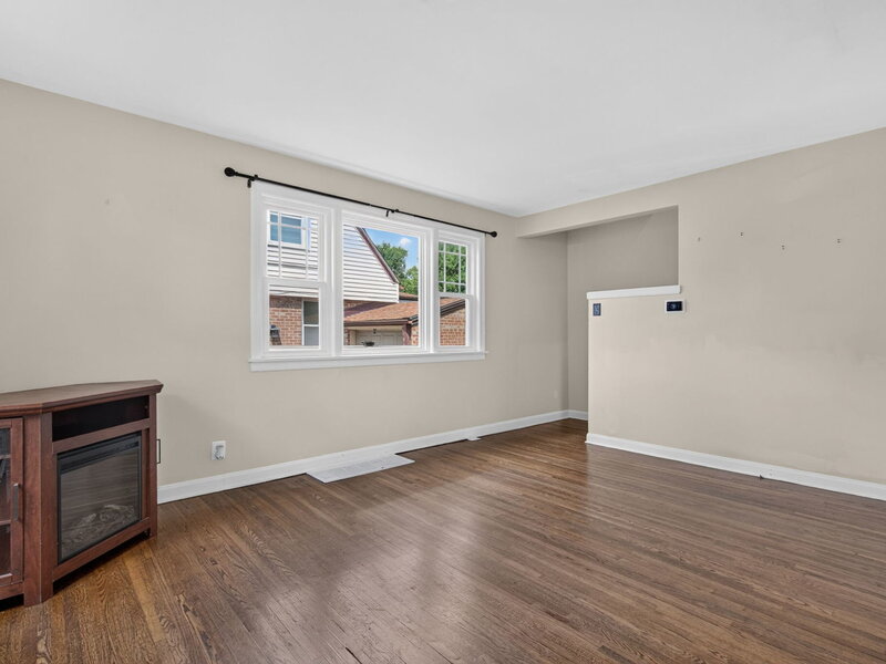 1531 Heidorn Avenue Westchester IL 60154
