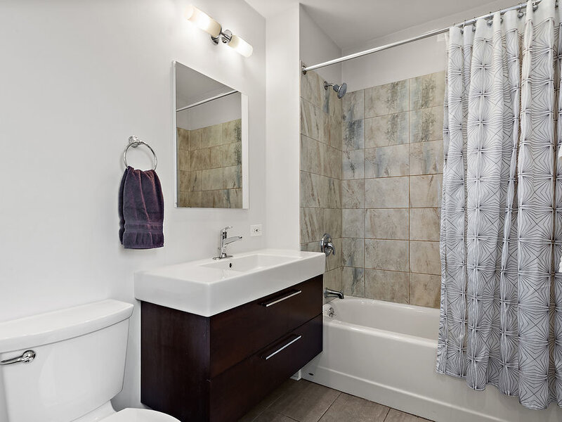 5234 N Leamington Avenue Chicago IL 60630
