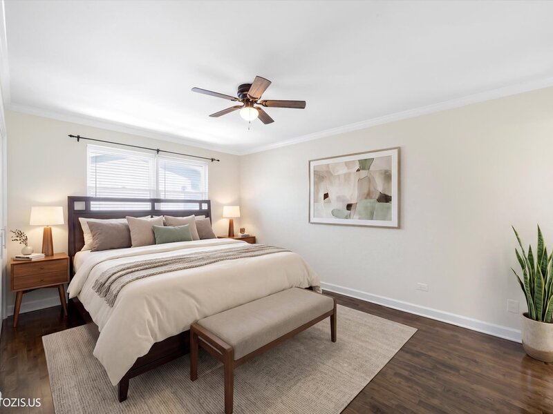115 W King George Court Palatine IL 60067