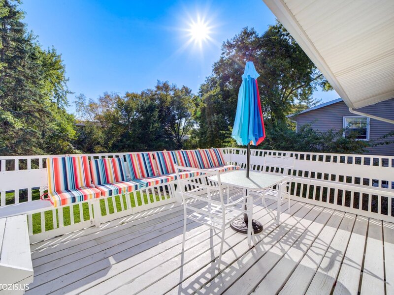 115 W King George Court Palatine IL 60067