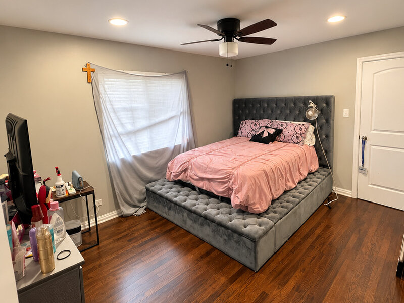 8208 S Avalon Avenue Chicago IL 60619