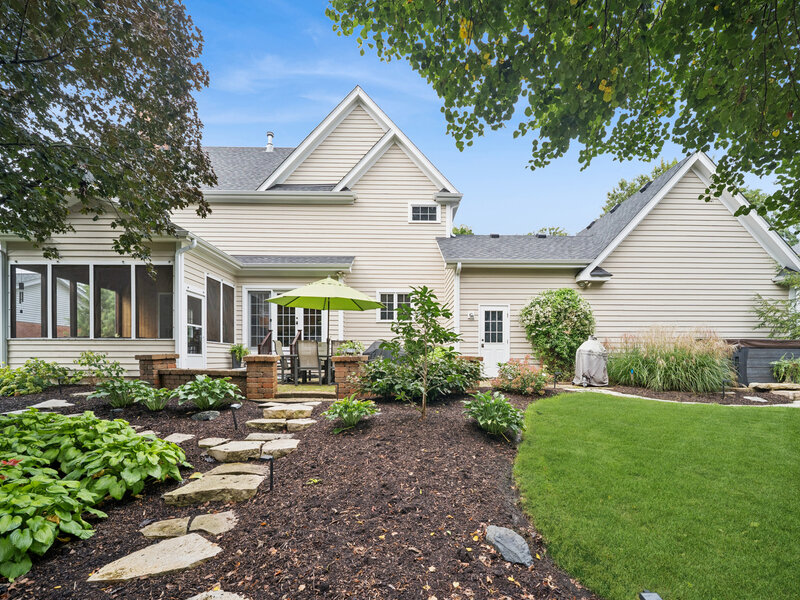 629 West Lane Geneva IL 60134