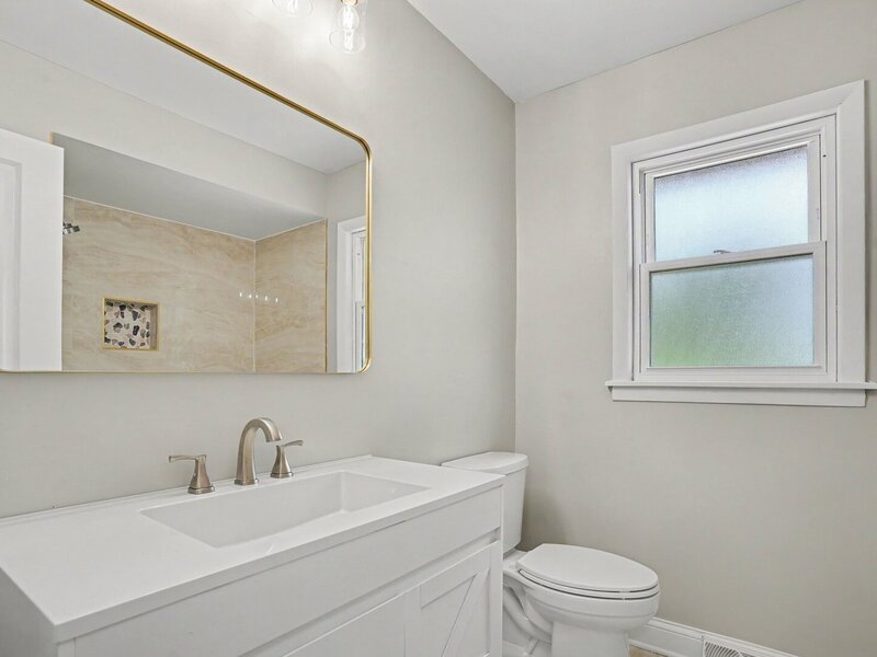 16721 School Street South Holland IL 60473