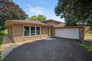 Photo of 16721 School Street South Holland IL 60473