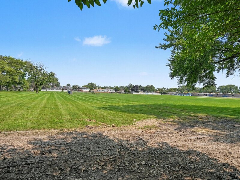 16721 School Street South Holland IL 60473