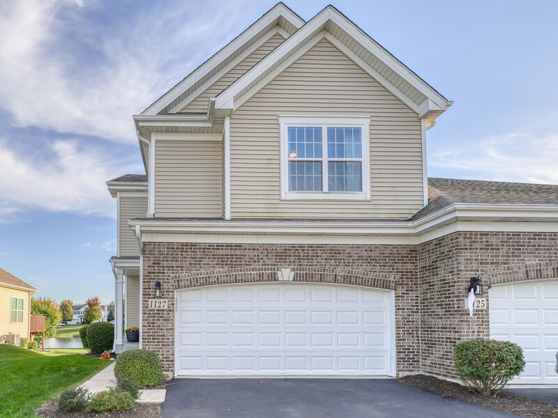 1127 Freedom Road Elburn IL 60119