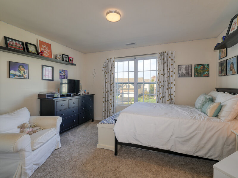 1127 Freedom Road Elburn IL 60119