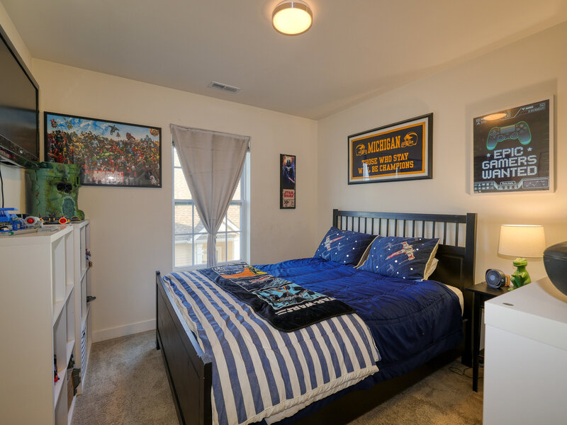 1127 Freedom Road Elburn IL 60119
