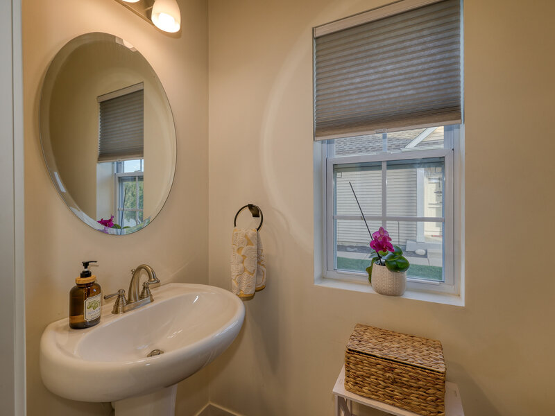 1127 Freedom Road Elburn IL 60119