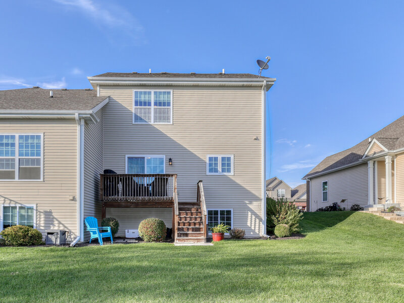 1127 Freedom Road Elburn IL 60119