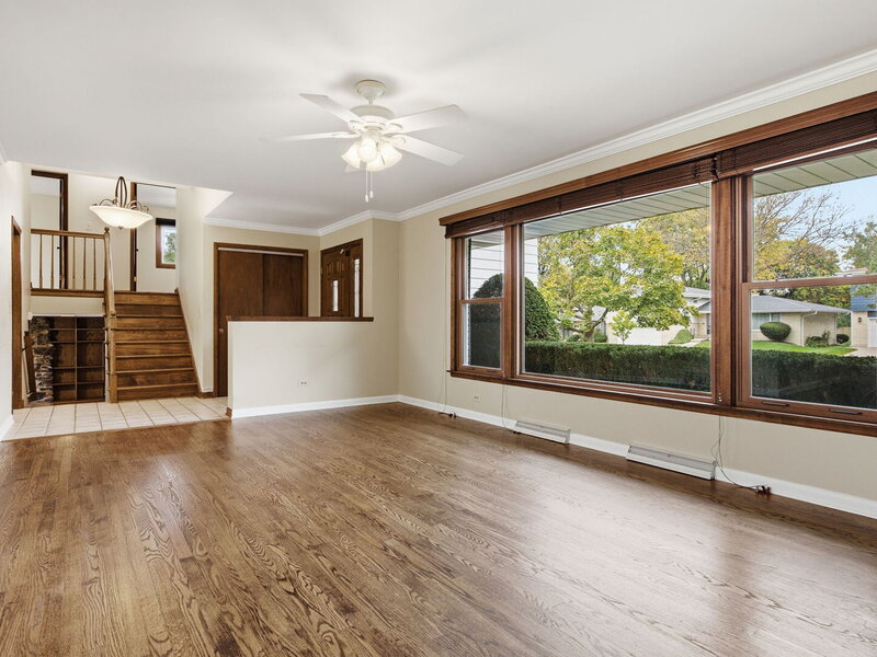 770 S Stuart Avenue Elmhurst IL 60126