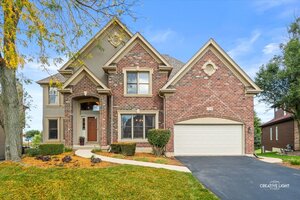Photo of 73 N Forestview Lane Aurora IL 60502