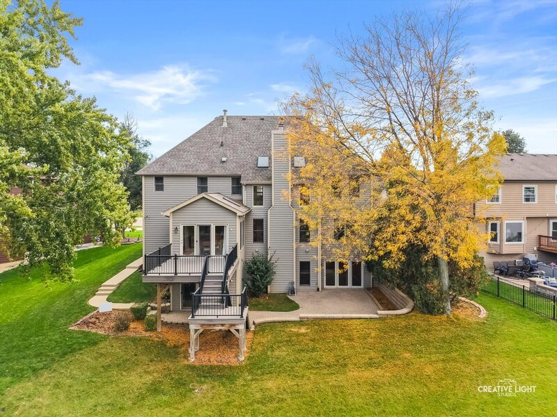 73 N Forestview Lane Aurora IL 60502
