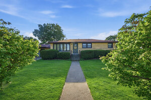 Photo of 8300 Long Avenue Burbank IL 60459