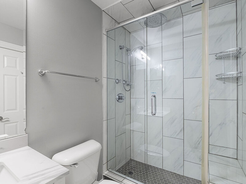 3250 N Lincoln Avenue Chicago IL 60657