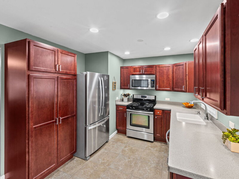 5216 Palm Street Mchenry IL 60051