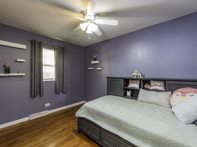 19 E Washington Street Round Lake Park IL 60073