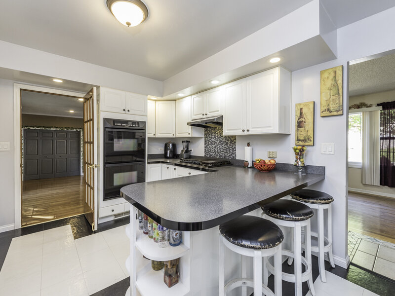 19 E Washington Street Round Lake Park IL 60073