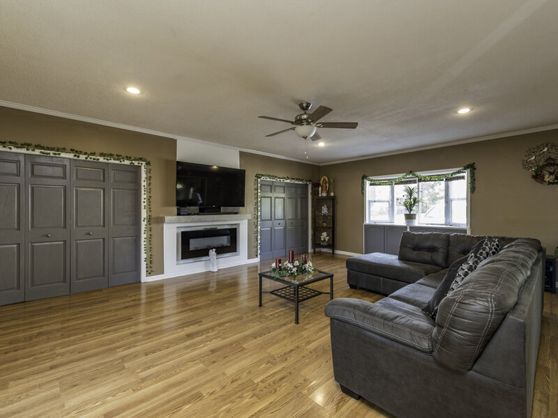 19 E Washington Street Round Lake Park IL 60073