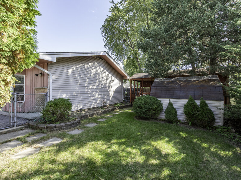19 E Washington Street Round Lake Park IL 60073
