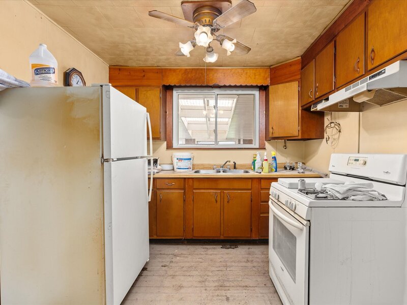 809 Cotton Street Streator IL 61364