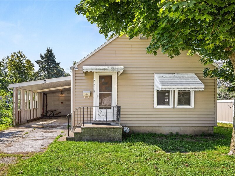 809 Cotton Street Streator IL 61364