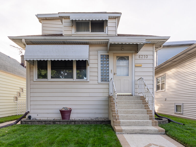 4210 N Overhill Avenue Norridge IL 60706