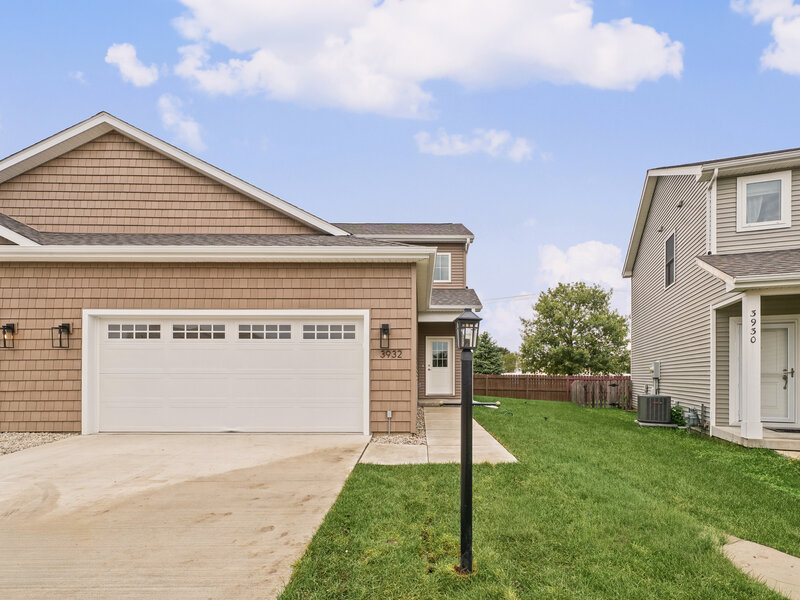3932 Summer Sage Court Champaign IL 61822