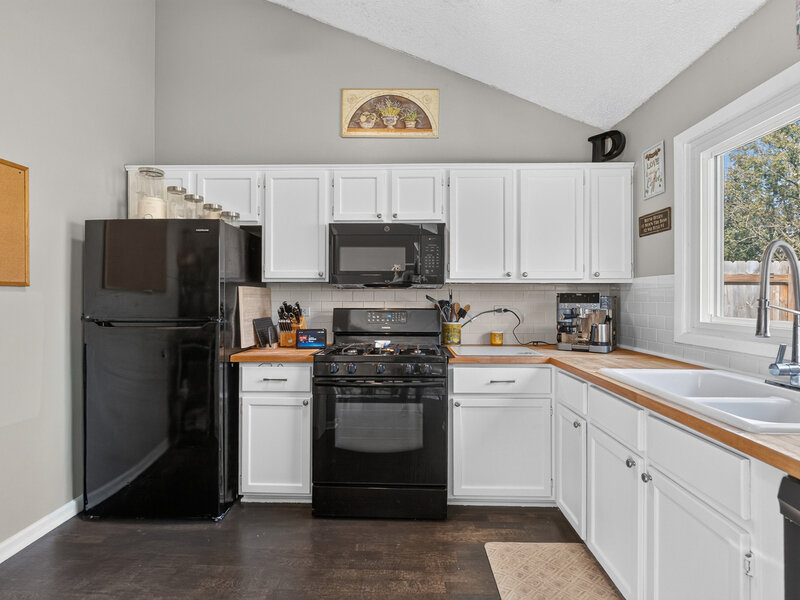 30 Linden Square Warrenville IL 60555