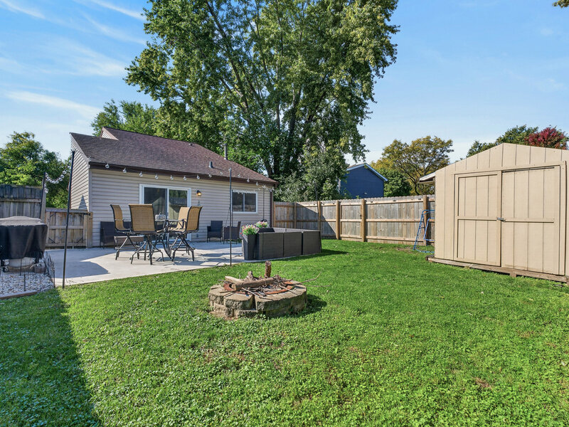30 Linden Square Warrenville IL 60555