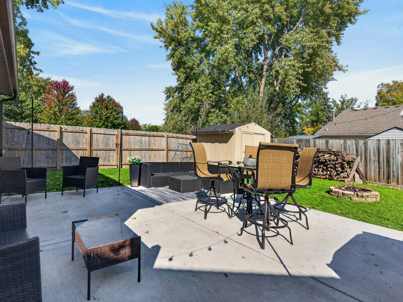 30 Linden Square Warrenville IL 60555